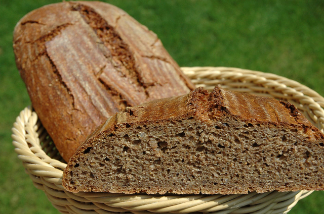 Roggen-Vollwertbrot • Brotbackforum - Die Hobbybäckerei