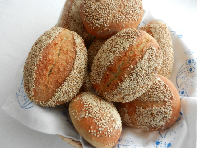 Quinoa-Brötchen • Brotbackforum - Die Hobbybäckerei